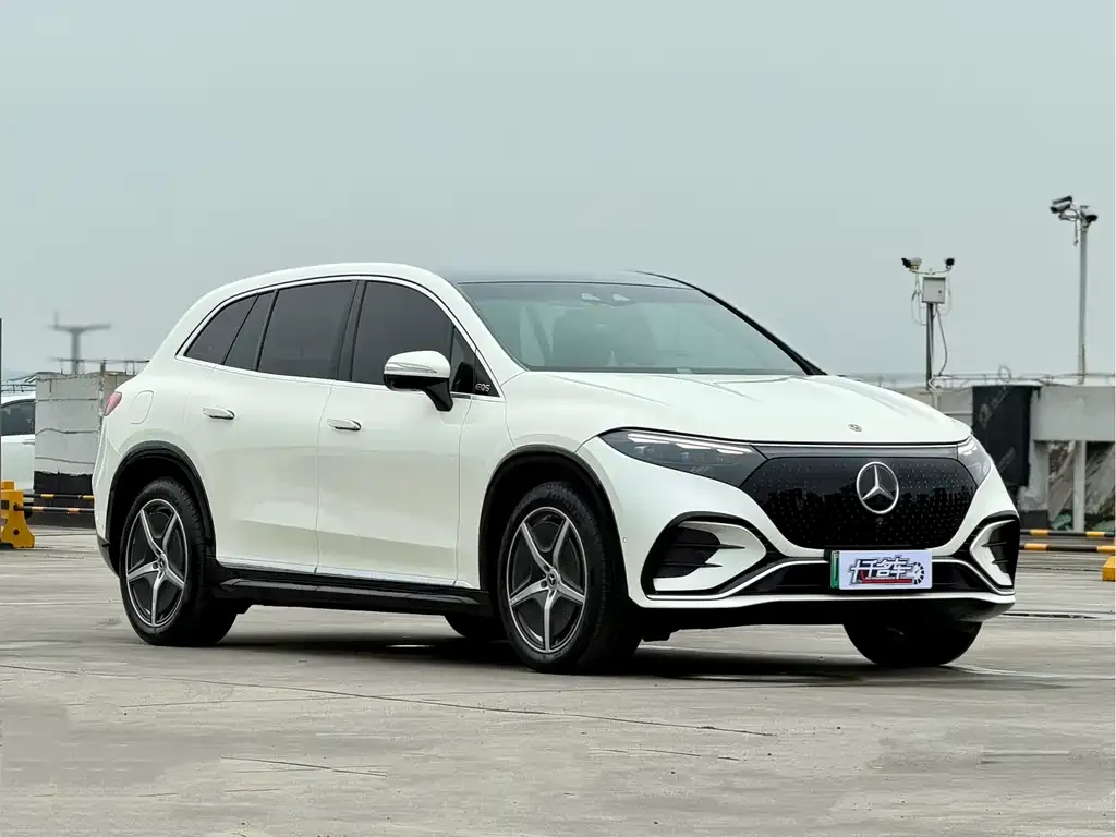 Mercedes-Benz EQS SUV — фото 8