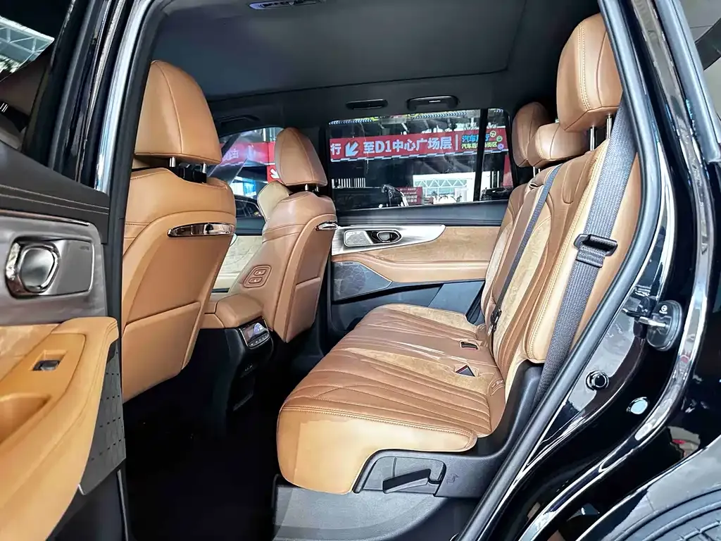 GAC Motor Trumpchi ES9 — фото 3