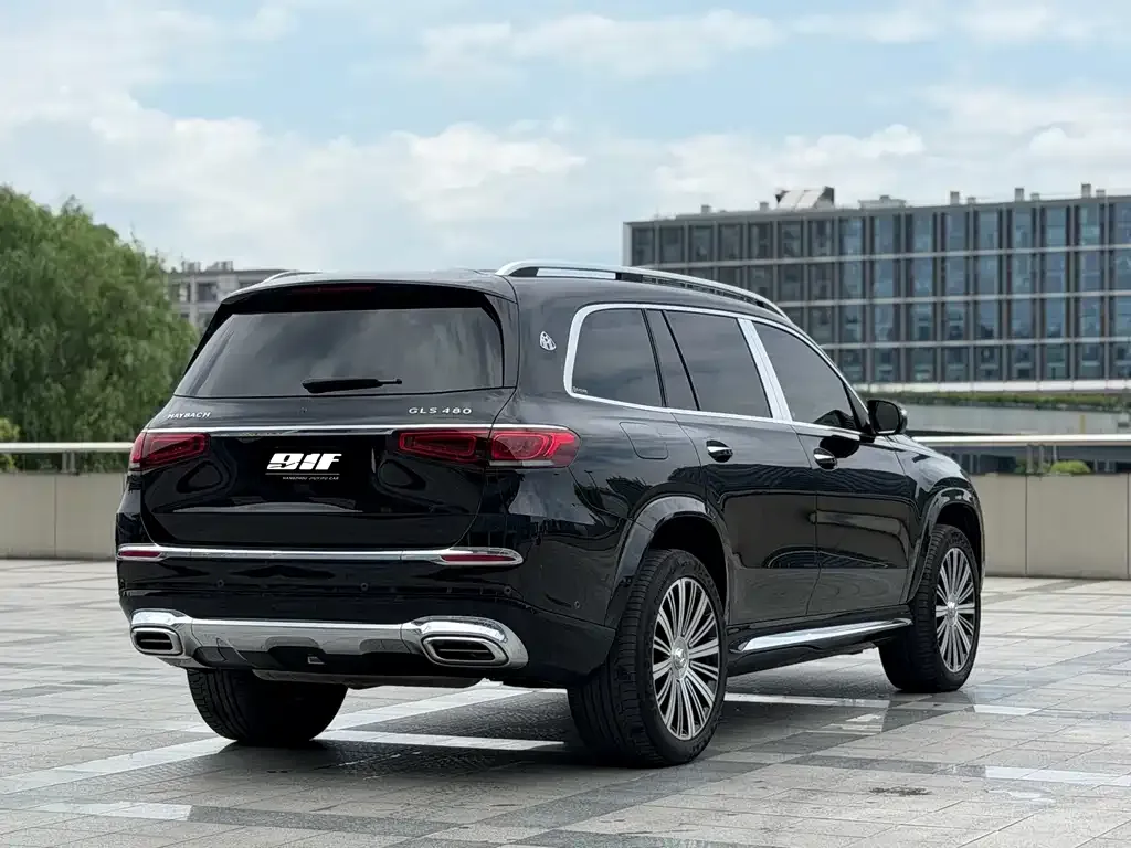 Mercedes-Benz GLS — фото 9