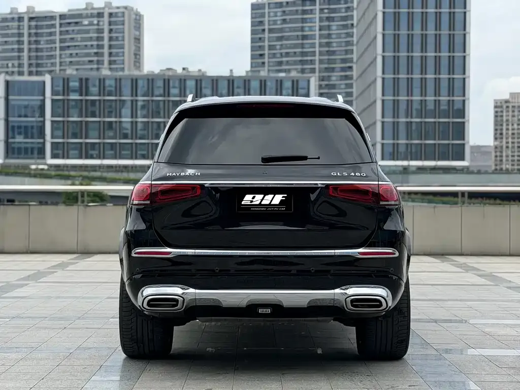 Mercedes-Benz GLS — фото 6