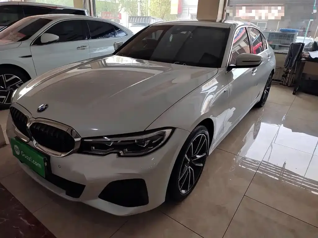 BMW 3 Series — фото 1
