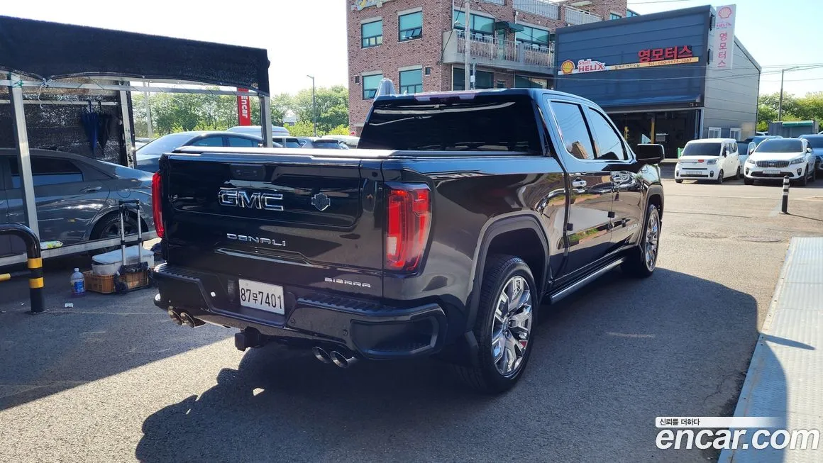 GMC Sierra — фото 3