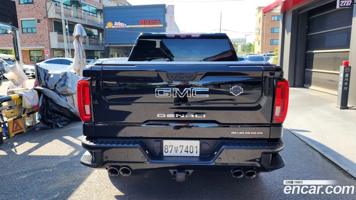 GMC Sierra — фото 10