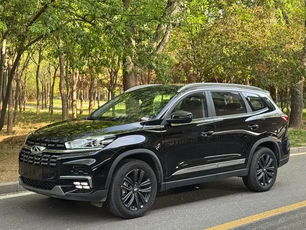 Chery Tiggo 8 — фото 1