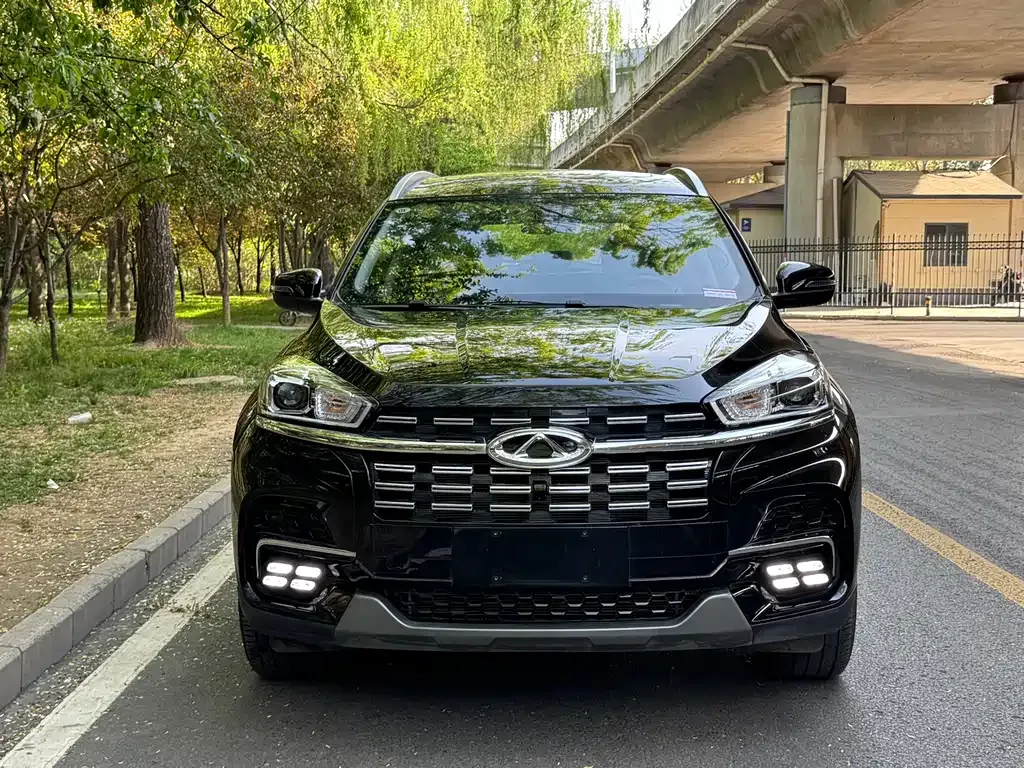 Chery Tiggo 8 — фото 6