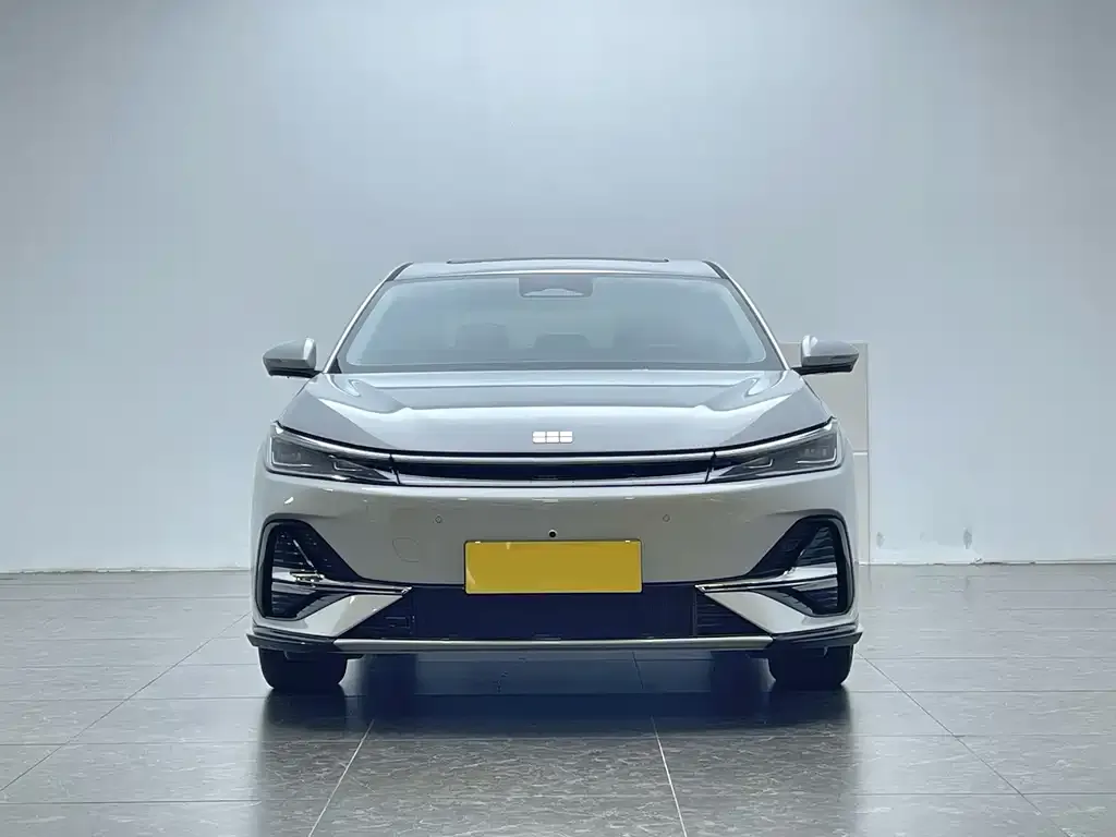 Geely Galaxy A7 — фото 3