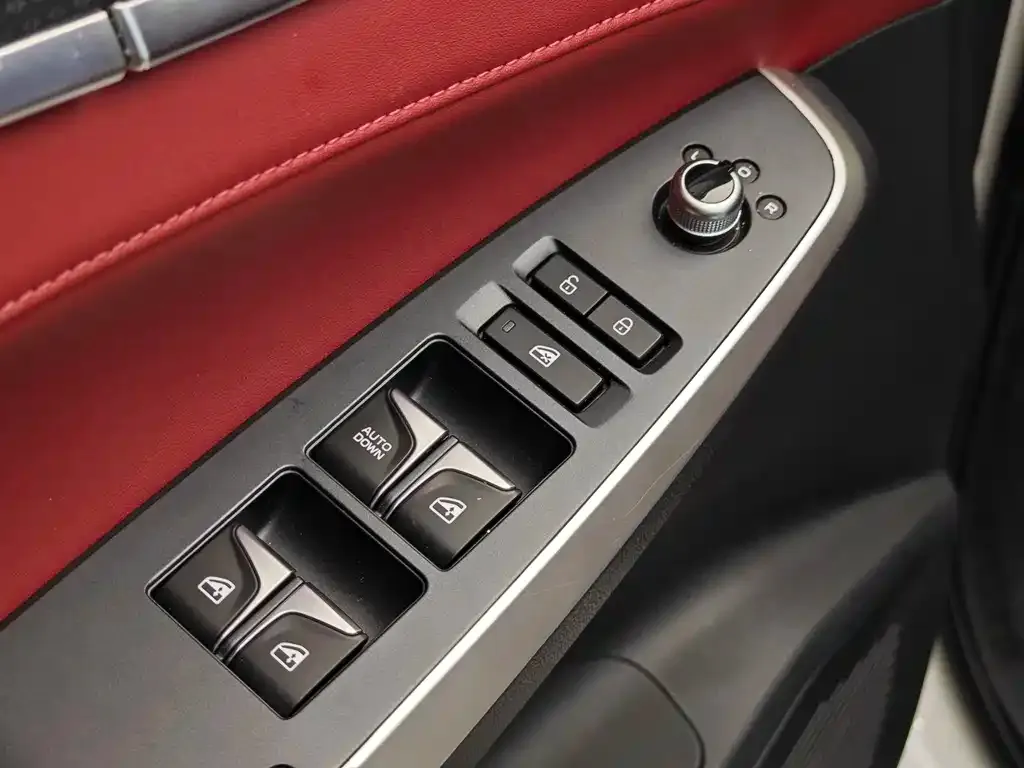 Changan CS75PLUS — фото 2