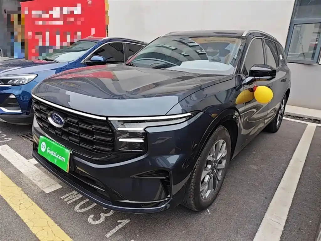 Ford Edge — фото 1