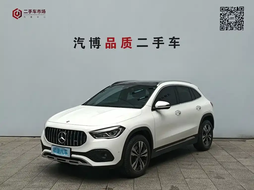 Mercedes-Benz GLA — фото 1