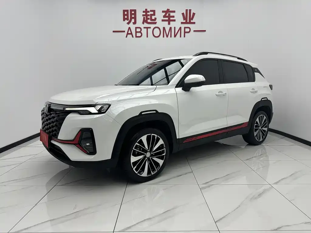 Changan CS35PLUS — фото 1