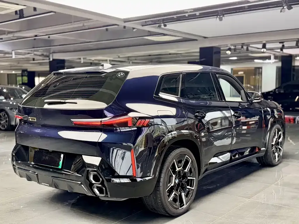 BMW XM — фото 3