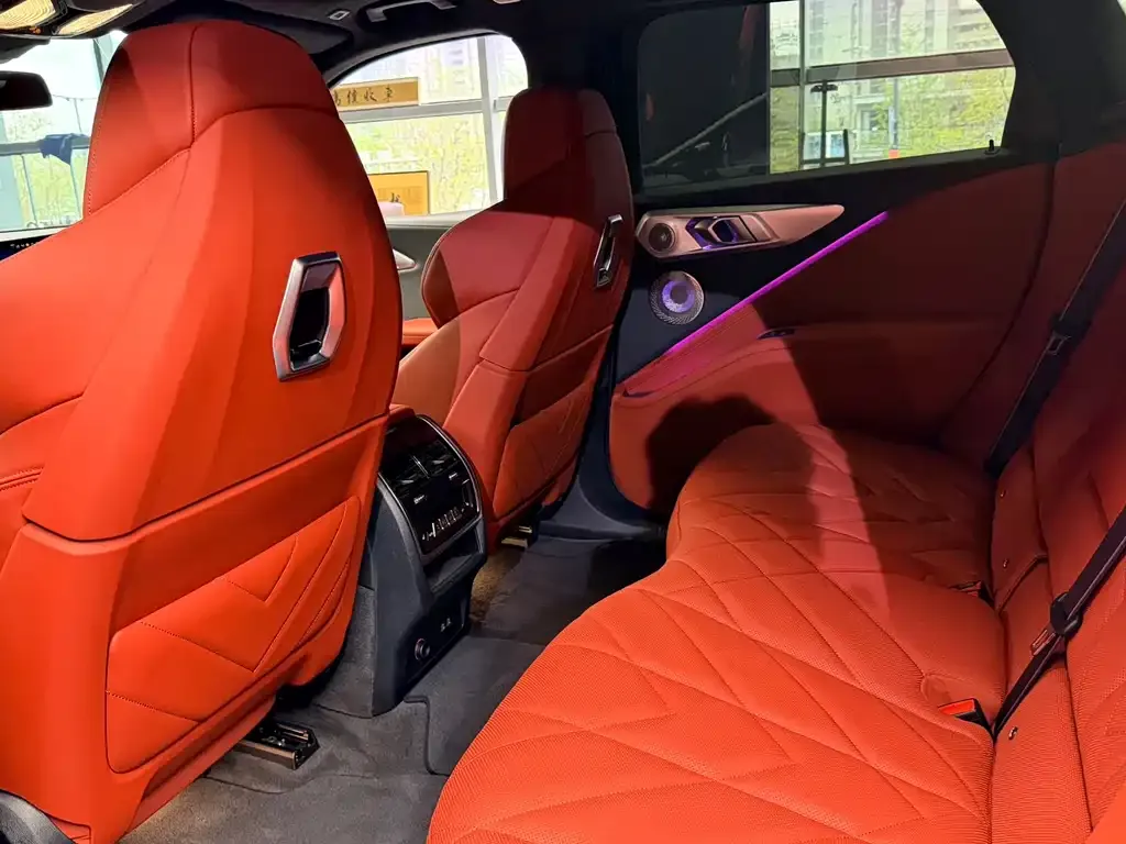 BMW XM — фото 5