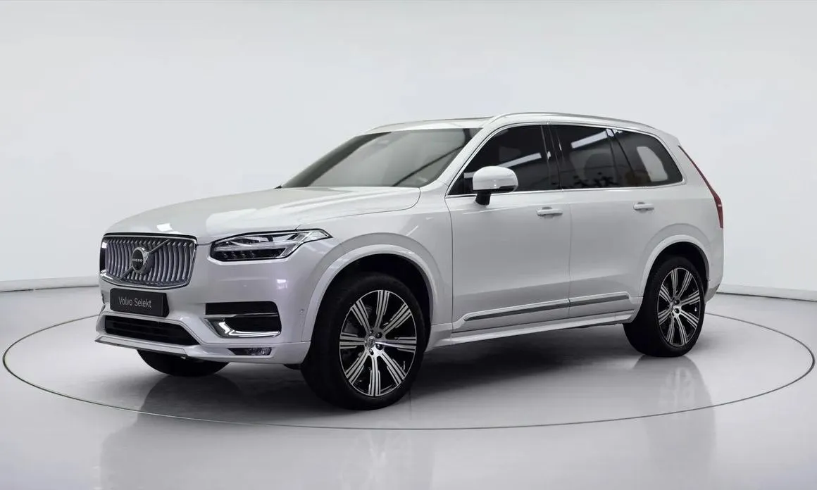 Volvo XC90 — фото 1
