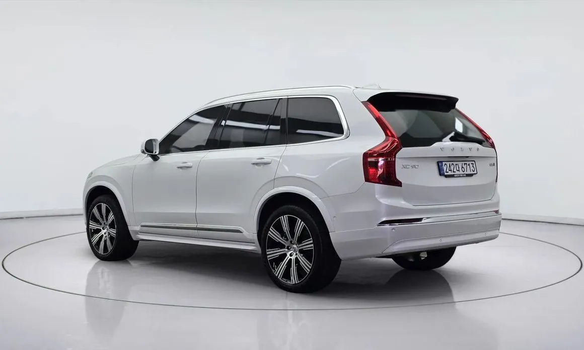 Volvo XC90 — фото 3