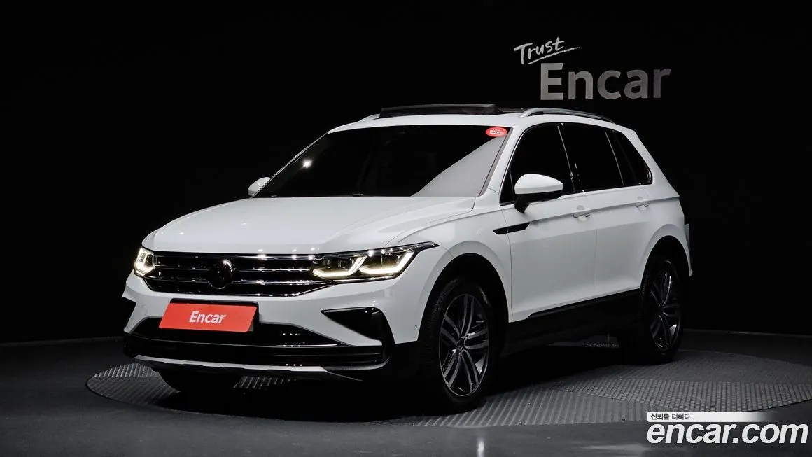 Volkswagen Tiguan — фото 1