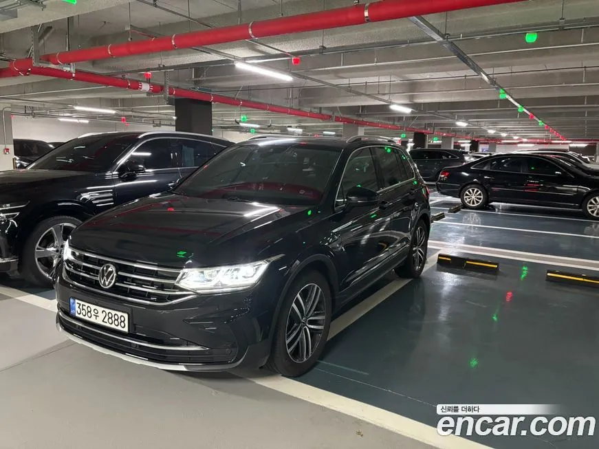 Volkswagen Tiguan — фото 9