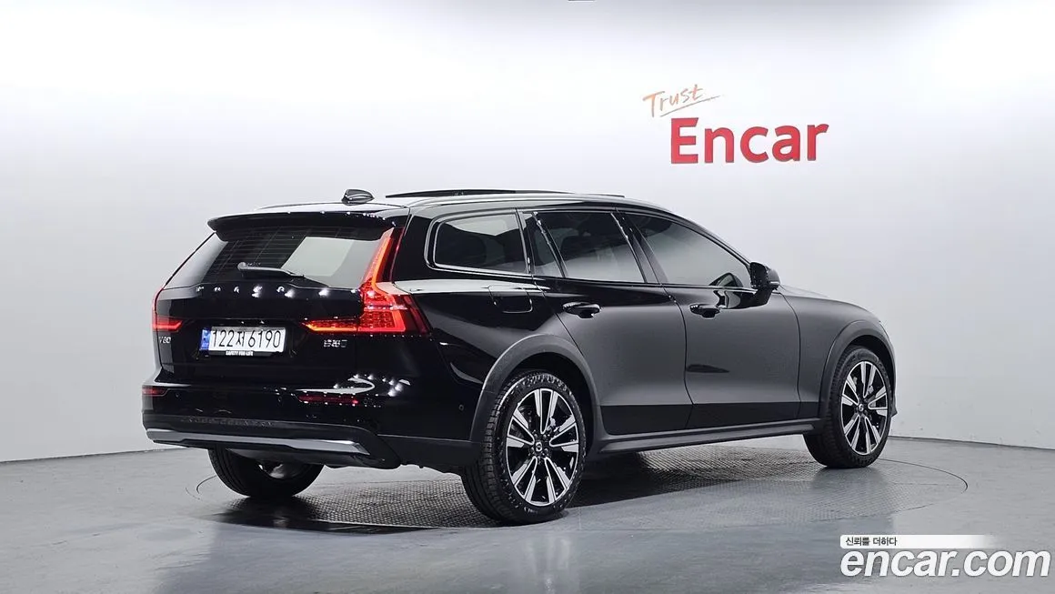 Volvo V60 — фото 5