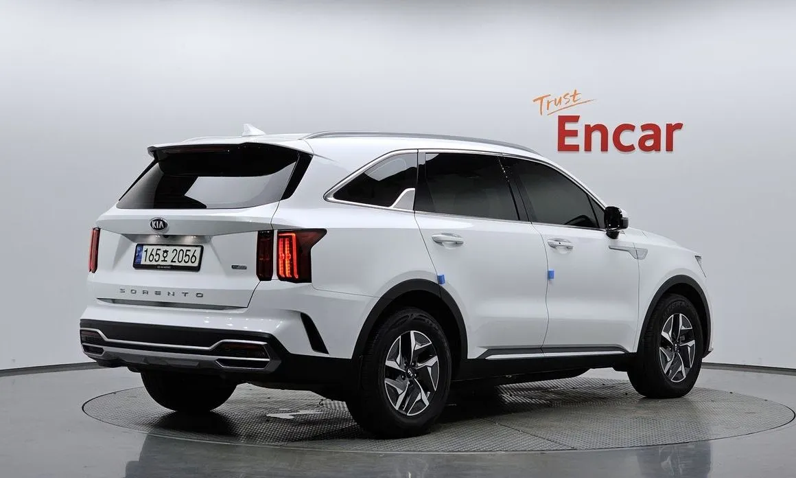 Kia Sorento — фото 5