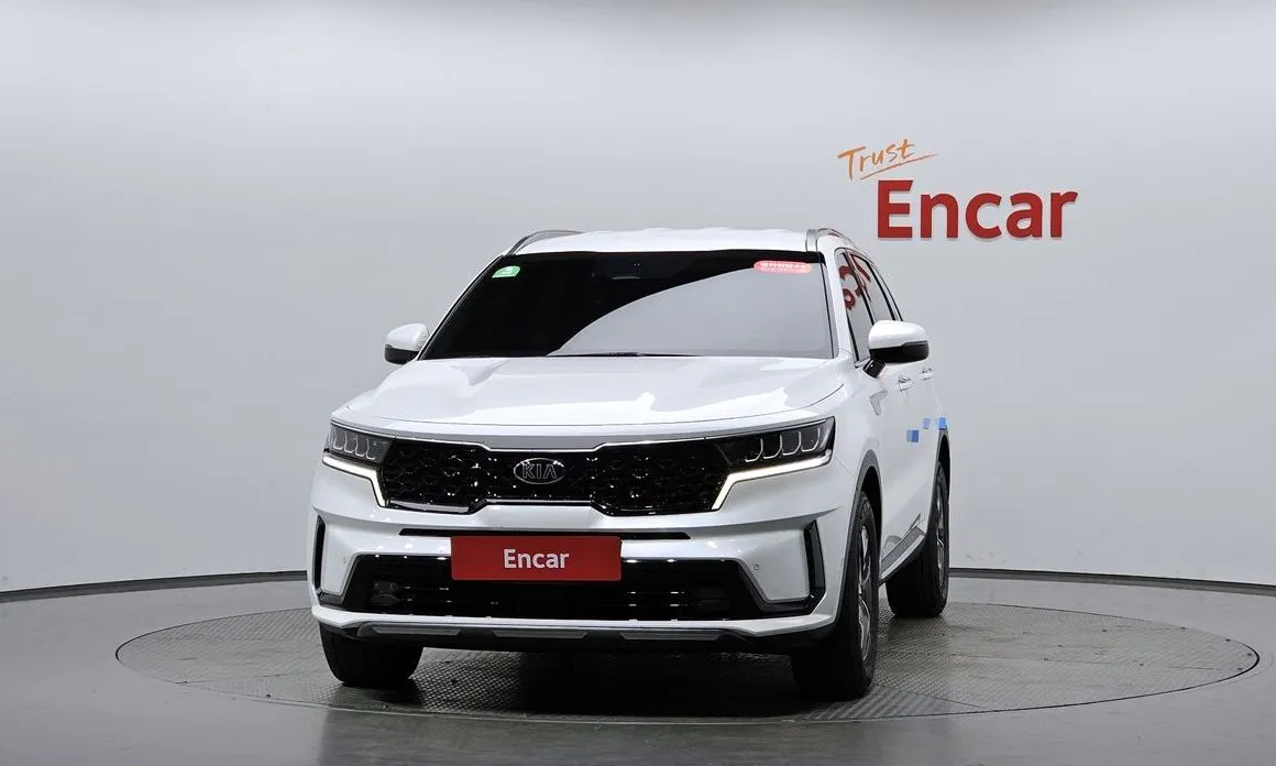 Kia Sorento — фото 6