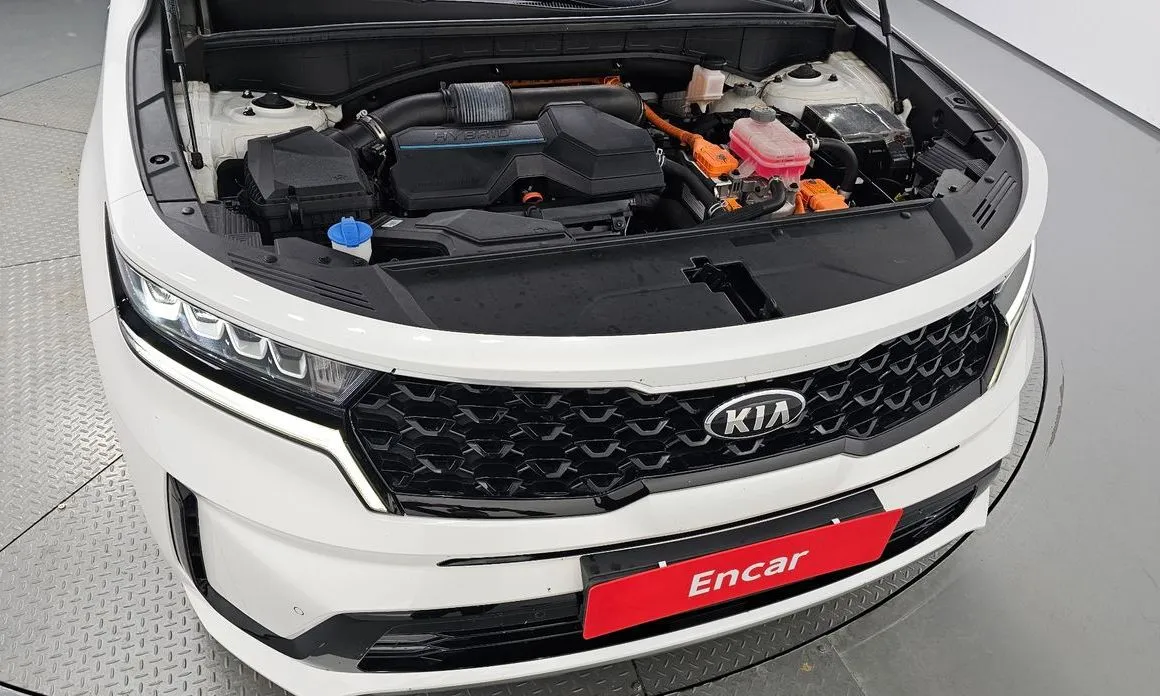 Kia Sorento — фото 8