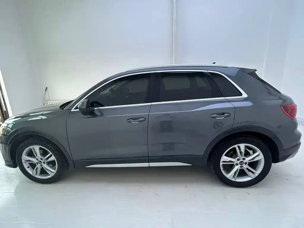 Audi Q3 — фото 3