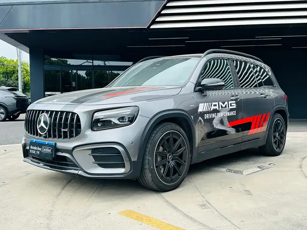 Mercedes-Benz GLB AMG — фото 1