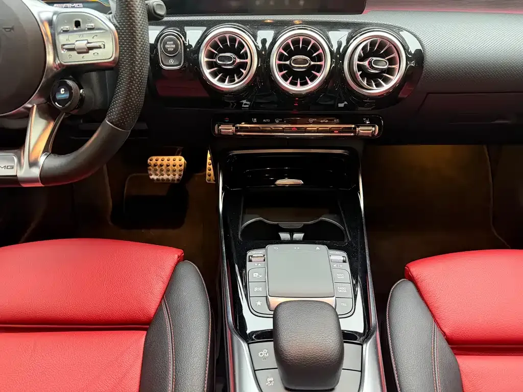 Mercedes-Benz A-Class AMG — фото 10