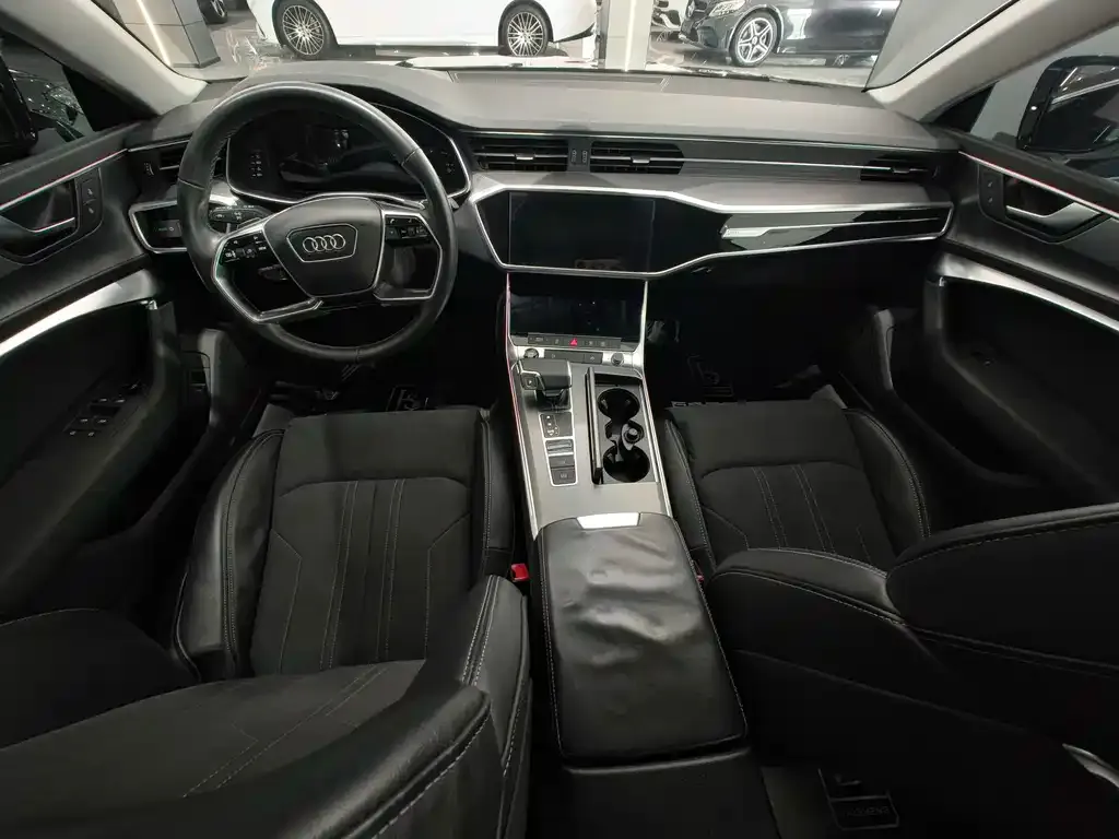 Audi A7L — фото 4