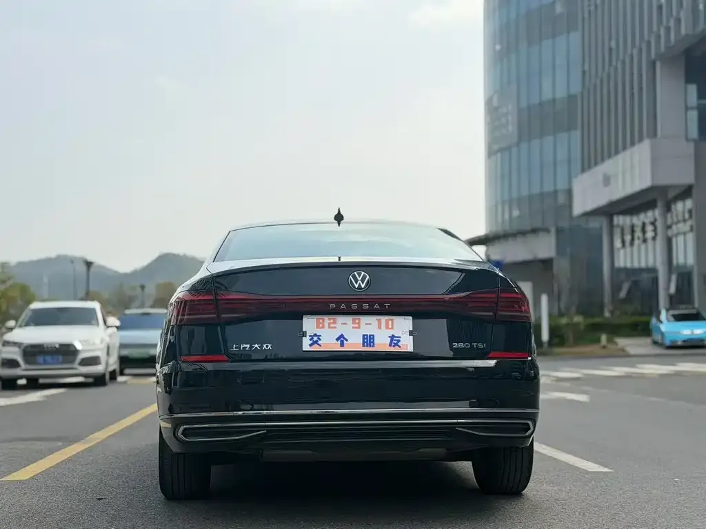 Volkswagen Passat — фото 2