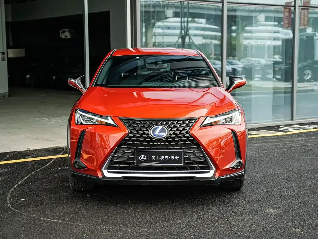 Lexus UX — фото 4