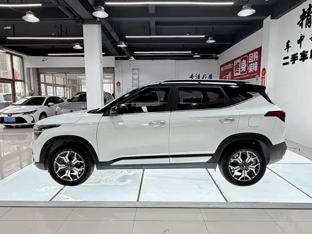Kia KX3 — фото 9