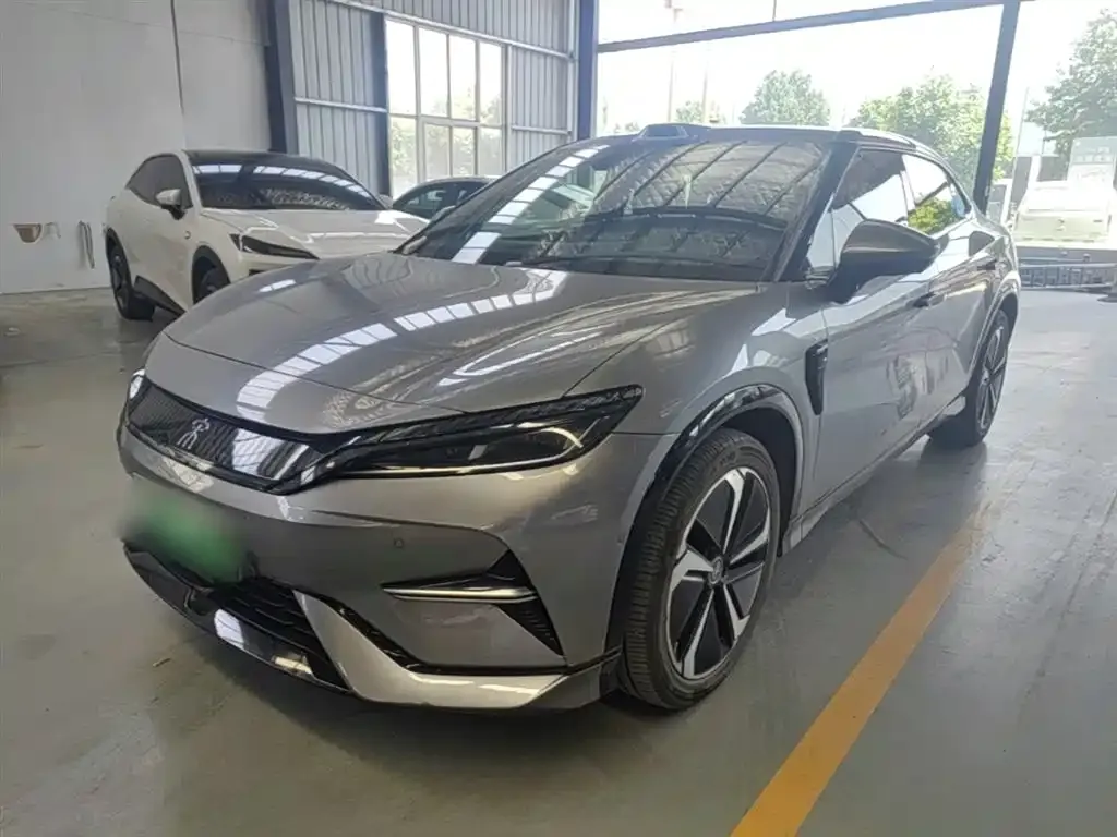 BYD L EV — фото 3