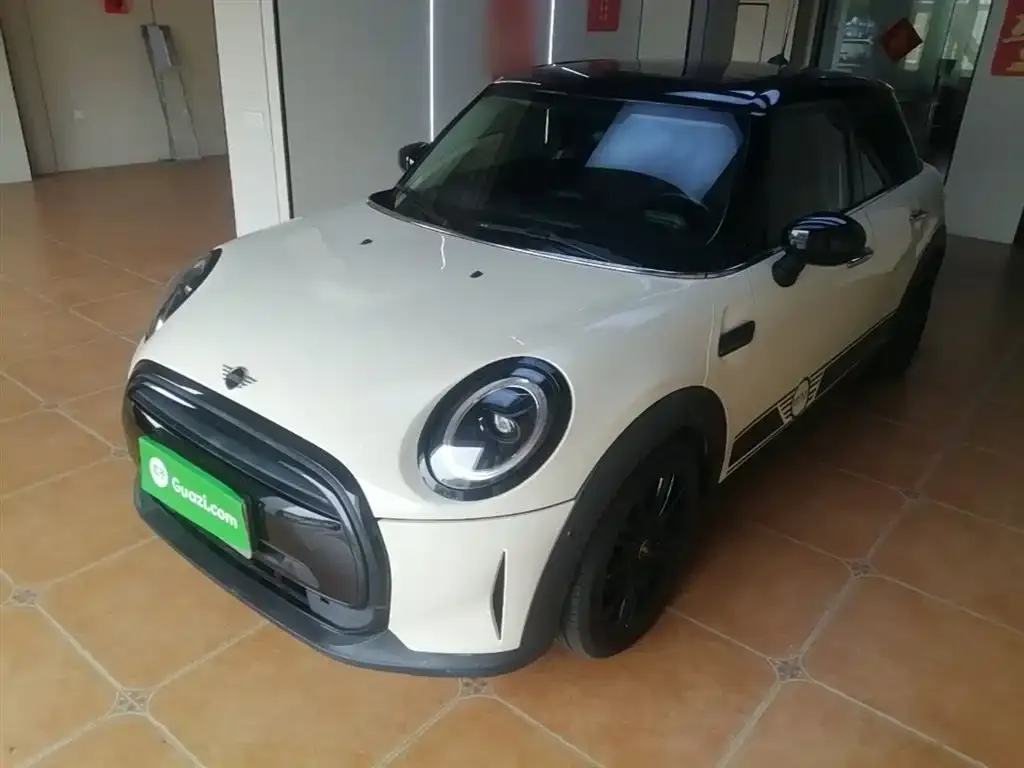 MINI Cooper (3-door) — фото 1