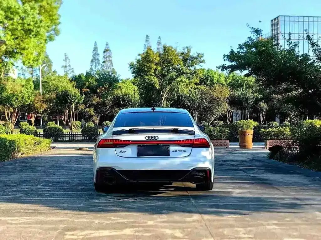 Audi A7 — фото 6