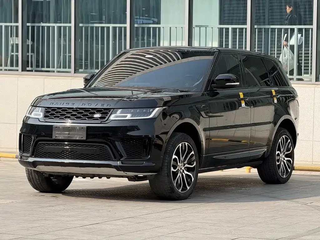 Land Rover Sport — фото 1