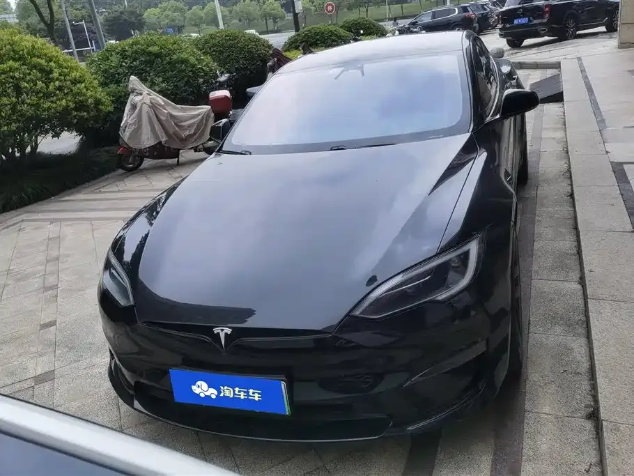 Tesla Model S — фото 5