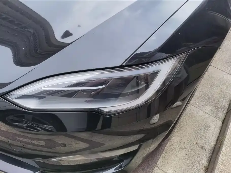 Tesla Model S — фото 9