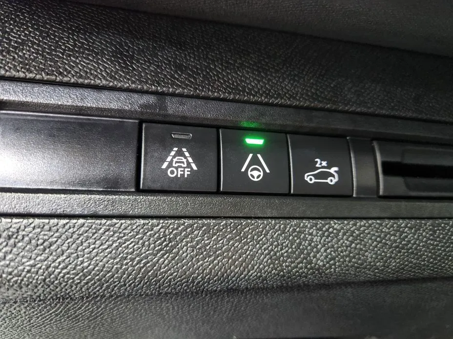 Peugeot 3008 — фото 10
