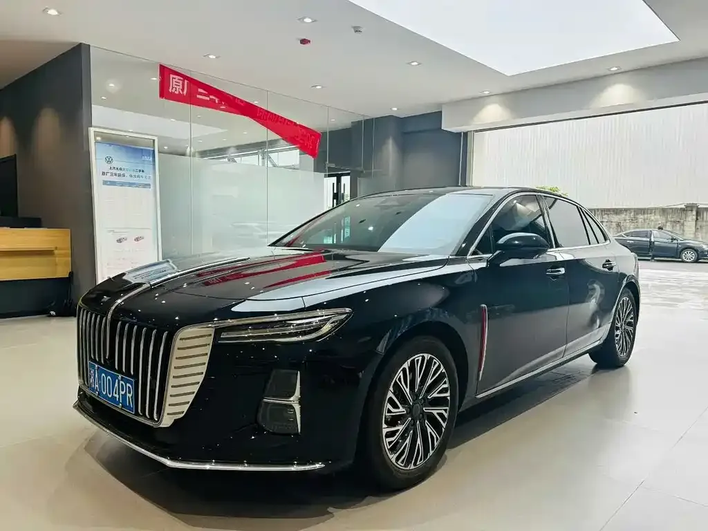 Hongqi H5 — фото 1