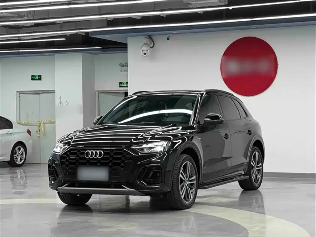 Audi Q5L — фото 4