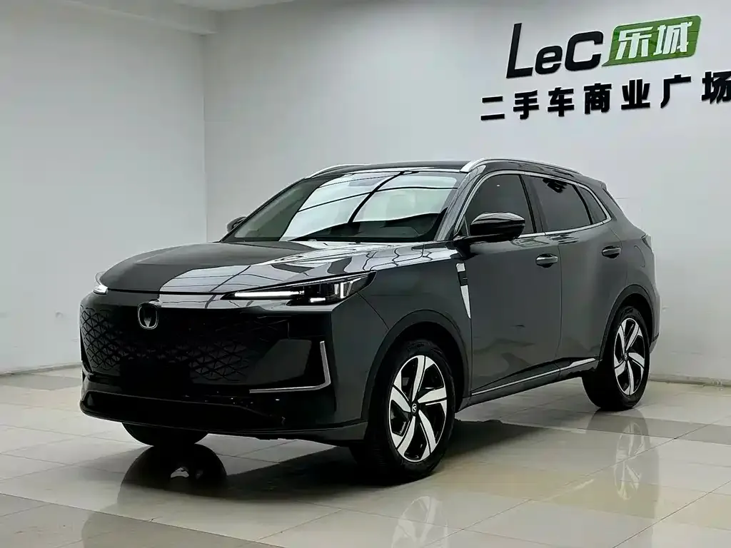 Changan CS55PLUS — фото 1
