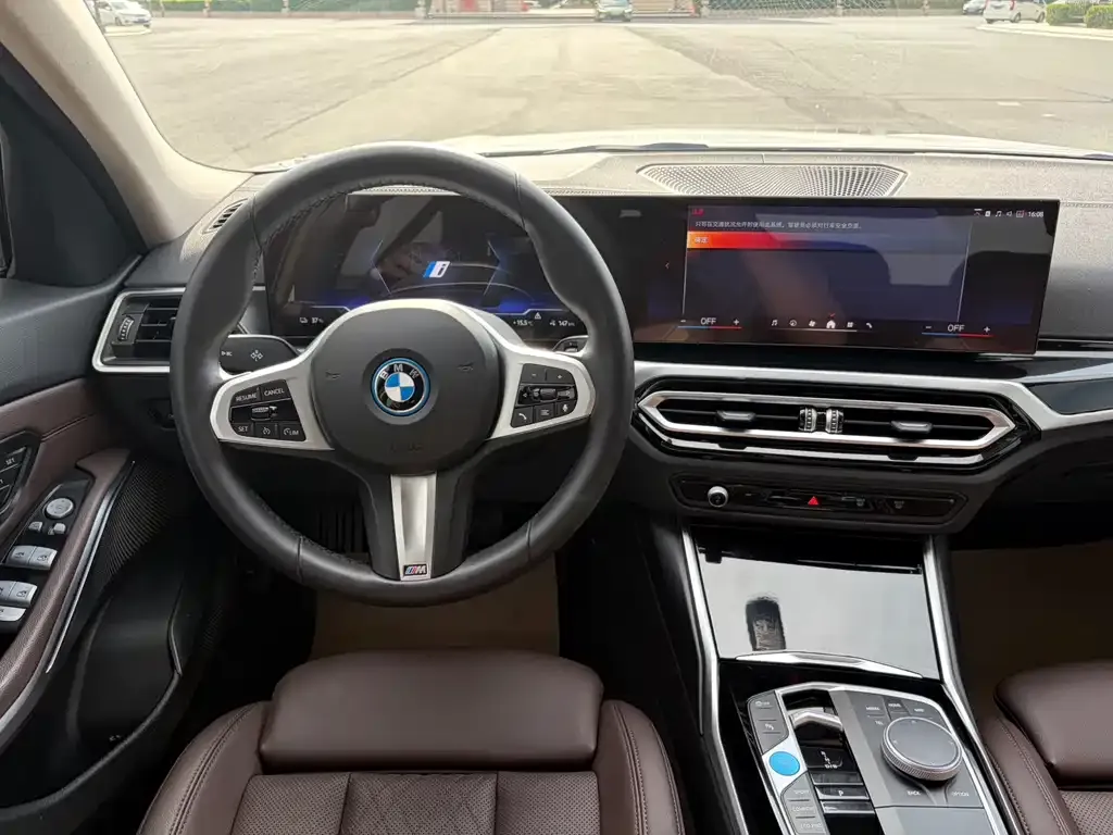 BMW i3 — фото 3