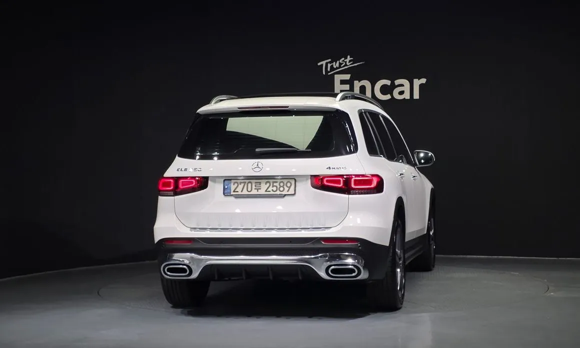 Mercedes-Benz GLB-Class — фото 7