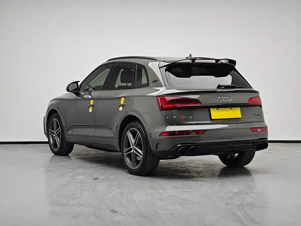 Audi SQ5 — фото 10