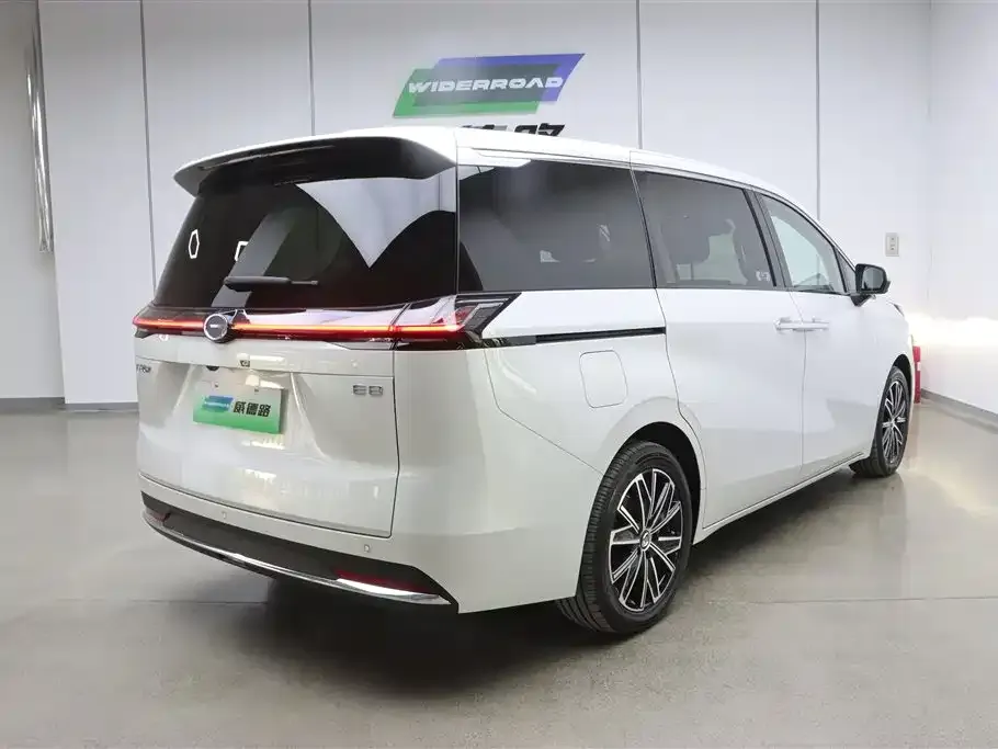 GAC Motor Trumpchi E8 — фото 6
