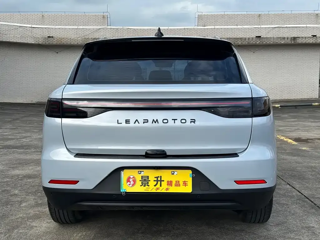 Leapmotor C11 — фото 3