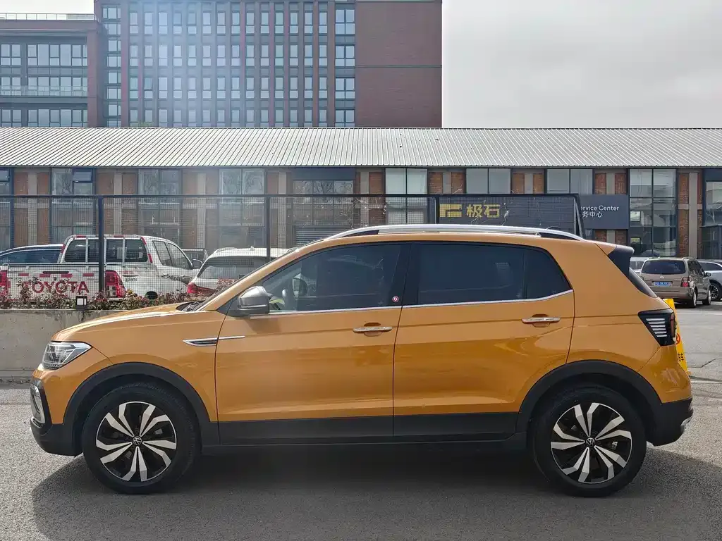 Volkswagen T-Cross — фото 6