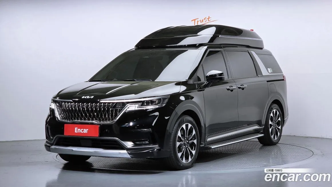 Kia Carnival — фото 1