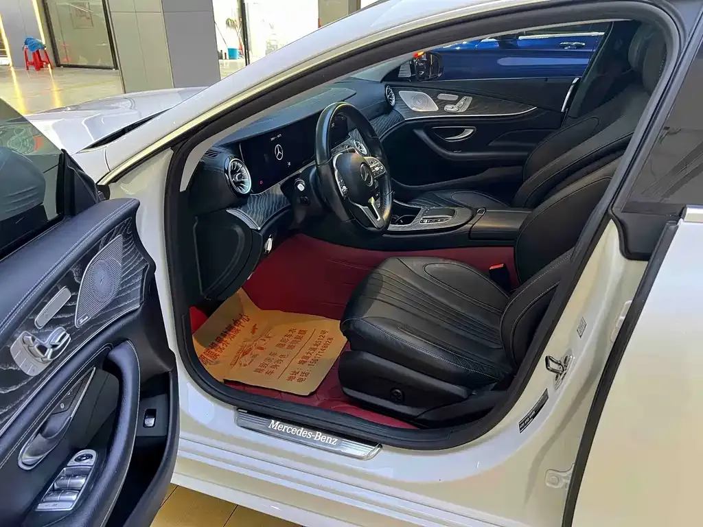 Mercedes-Benz CLS — фото 10