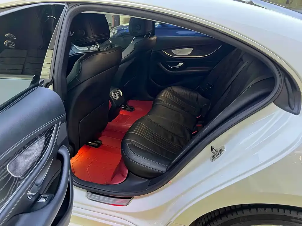 Mercedes-Benz CLS — фото 5